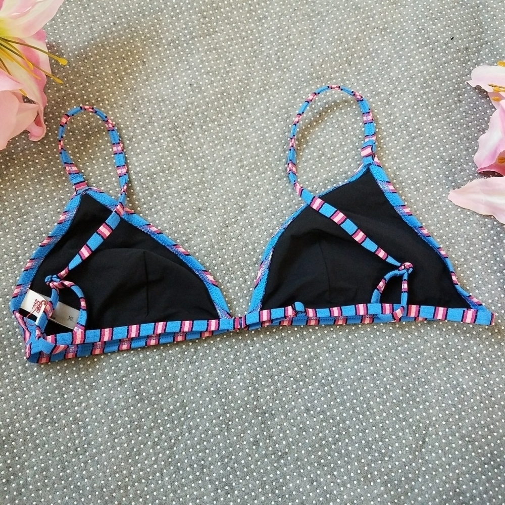 Solid & Striped The Lulu Swim Top - Picture 4 of 5